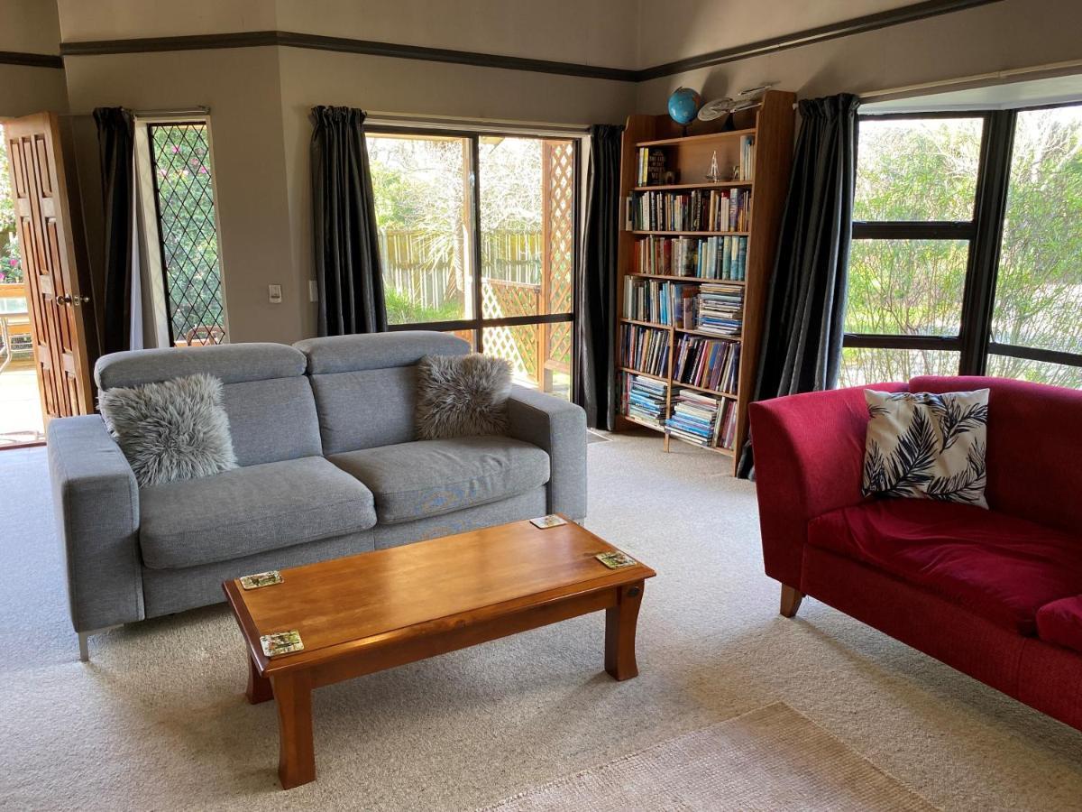 Chris'S Cabin Greytown Exterior photo
